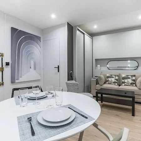Versigny Heart Of 18th Cosy Studio * Paris
